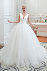 Princess Wedding Dress Ball Gown Chic V-Neck Sleeveless Court Train Bridal Gowns-Dbrbridal