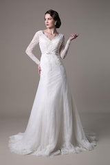Retro Lace Wedding Dress A-Line With Long Sleeves Pearls Applique And Chapel Train-Dbrbridal