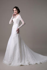 Retro Lace Wedding Dress A-Line With Long Sleeves Pearls Applique And Chapel Train-Dbrbridal