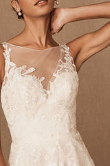 Retro Wedding Dresses Jewel Neck Sleeveless Raised Waist Satin Fabric With Train Applique Bridal Dress-Dbrbridal