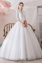 Retro Wedding Dresses Princess High Collar Half Sleeve Long Tulle Traditional Bridal Gowns-Dbrbridal