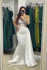 Sleeveless White Sweetheart Mermaid Prom Dress with Pearl Adornments and Ruffles-Dbrbridal