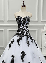 Strapless Sleeveless Tulle Lace Court Train Wedding Dress Appliques Lace-Dbrbridal