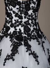 Strapless Sleeveless Tulle Lace Court Train Wedding Dress Appliques Lace-Dbrbridal