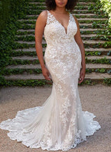 Trumpet Mermaid Fitted V Neck Sleeveless Chapel Train Lace Tulle Wedding Dresses-Dbrbridal