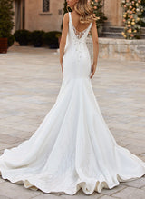V-Neck Sleeveless Mermaid Fitted Wedding Dresses Sweep Train-Dbrbridal