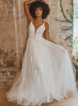 V-neck Sleeveless Tulle Ball-Gown Wedding Dress Appliques Lace-Dbrbridal