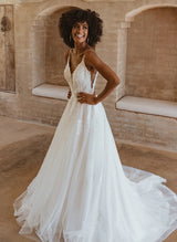 V-neck Sleeveless Tulle Ball-Gown Wedding Dress Appliques Lace-Dbrbridal