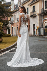 Wedding Bridal Gowns Jewel Neck Sleeveless Buttons Court Train Bridal Gowns Exclusive-Dbrbridal