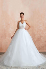 Wedding Dress Ball Gown Halter Sleeveless Long Lace Tulle Bridal Gowns With Train-Dbrbridal