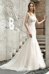 Wedding Dress Jewel Neck Sleeveless Lace Bridal Mermaid Dress With Train-Dbrbridal