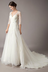 Wedding Dresses A-line Ivory Chic V-Neck Lace Tulle Half Sleeve Bridal Dress With Train-Dbrbridal