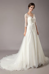 Wedding Dresses A-line Ivory Chic V-Neck Lace Tulle Half Sleeve Bridal Dress With Train-Dbrbridal