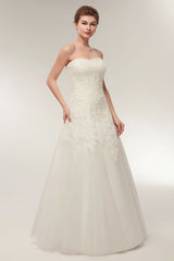 Wedding Dresses Strapless Lace Maxi Bridal Dress Sweetheart Neckline Long Ivory Wedding Gowns-Dbrbridal