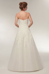 Wedding Dresses Strapless Lace Maxi Bridal Dress Sweetheart Neckline Long Ivory Wedding Gowns-Dbrbridal