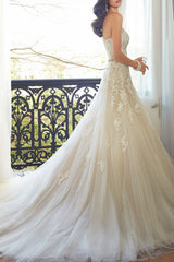 Wedding Dresses Tulle A-line Sweetheat Neck Sleeveless Long Lace Appliqued Bridal Gowns With Train-Dbrbridal