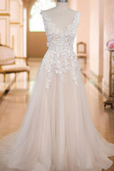 Wedding Dresses Tulle Deep V-Neck A-line Sleeveless Multilayer Tulle Lace Applique Elegant Bridal Gowns With Train-Dbrbridal