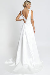 White Casual Wedding Dress Satin Fabric Chic V-Neck Sleeveless Sexy Backless A-Line Bridal Gowns-Dbrbridal