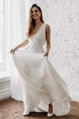 White Casual Wedding Dress With Train Chic V-Neck Sleeveless Sexy Backless Lace A-Line Chiffon Bridal Gowns-Dbrbridal