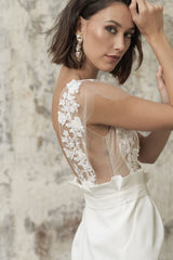 White Short Wedding Dresses Illusion Neckline Jewel Neck Short Sleeves Column Lace Bows Cut-Outs Ruffles Bridal Gowns-Dbrbridal