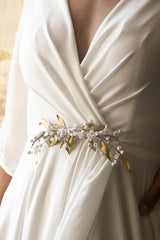 White Wedding Dresses With Train A-line Long 3/4 Length Sleeves Pleated Chic V-Neck Bridal Gowns-Dbrbridal