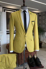 Yellow Peaked Lapel One Button 3 Flaps Men's Prom Suits-Dbrbridal