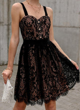 A-Line/Princess Sweetheart Lace Sleeveless Short/Mini Homecoming Dresses With Lace