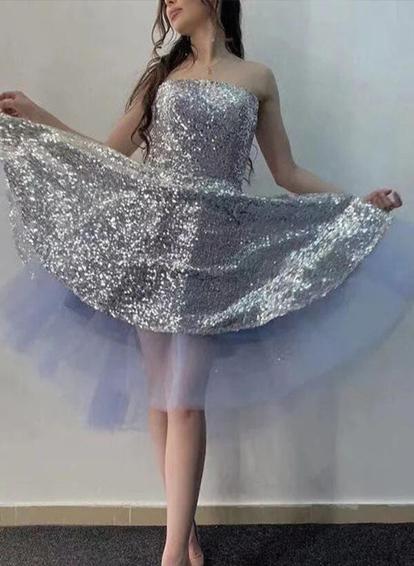 A-Line/Princess Strapless Tulle Knee-Length Homecoming Dresses With Sequins