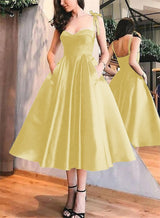 A-Line Satin Sweetheart Homecoming Dresses With Pockets