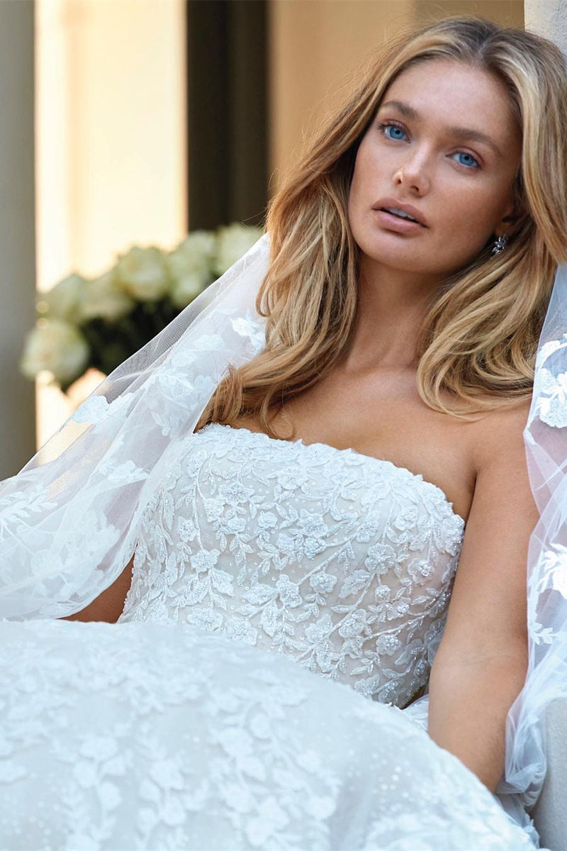 Amazing Princess Sleeveless Appliques Wedding Gown Lace Appliques