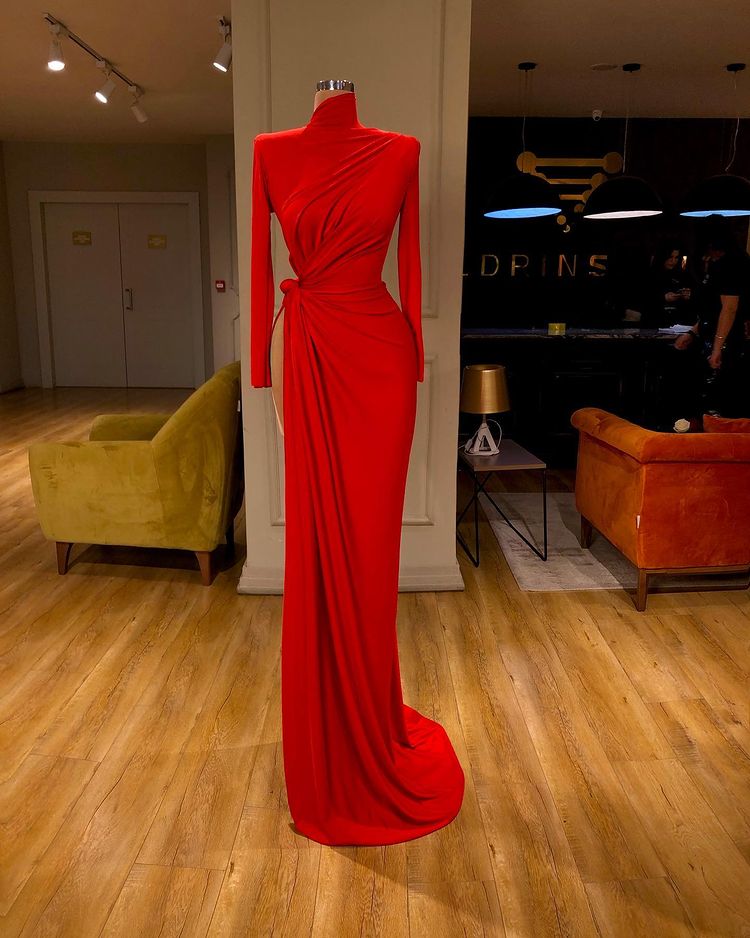 AmazingLong Sleeve Red Prom Dress Long With Split High Neck