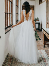 Casual Wedding Dress Tulle A-line Chic V-Neck Sleeveless Lace Long Bridal Gowns
