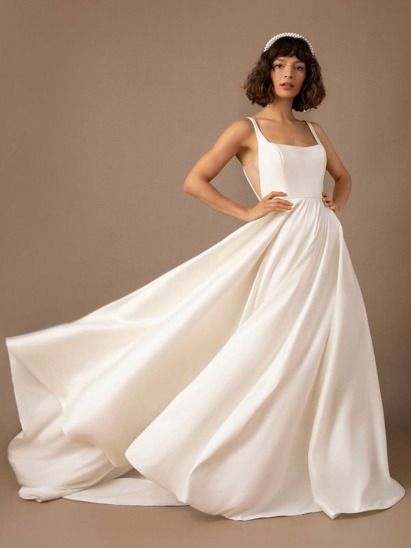 Casual Wedding Dress With Train Satin Fabric Strapless Sleeveless Pockets A-Line Bridal Gowns