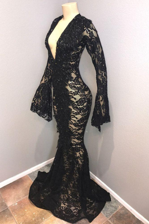 Chic Black Lace V-Neck Long Sleeves Mermaid Prom Dresses Sheer Floor Length Evening Gowns