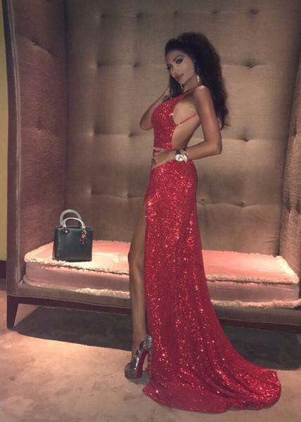 Chic Red Sequin Prom Dresses Halter Neck Backless High Slit Party Dresses