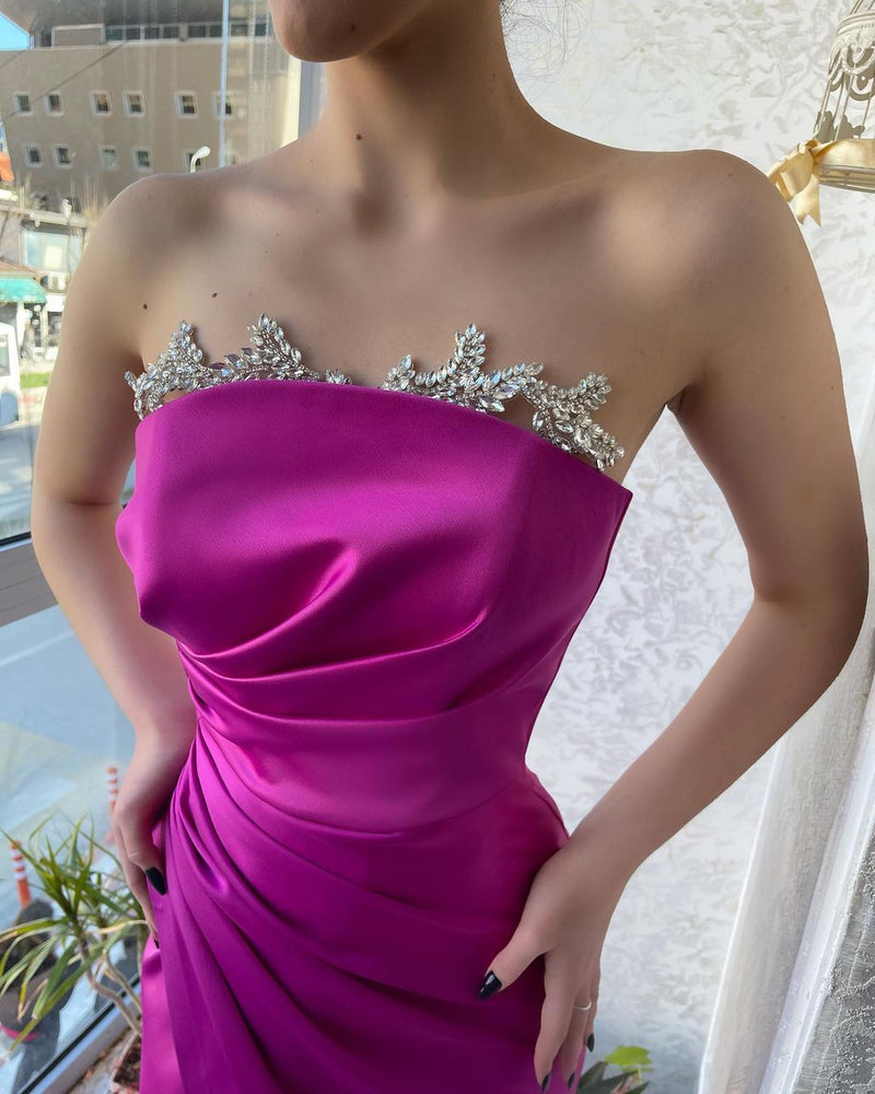 Classy Fuchsia Strapless Crystal Evening Party Gowns Long Slit Online