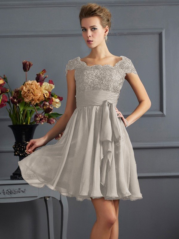Classy Short Sleeves Lace Short Chiffon Bridesmaid Dresses