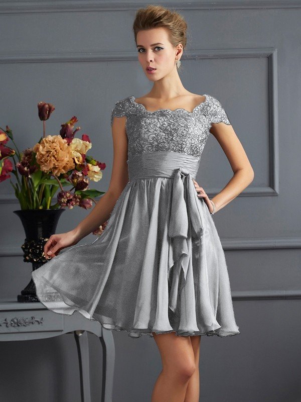 Classy Short Sleeves Lace Short Chiffon Bridesmaid Dresses