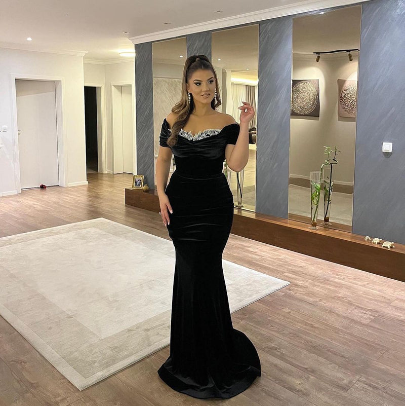 Classy Sweetheart Off-The -shoulder Black Mermaid Evening Party Gowns with Appliques