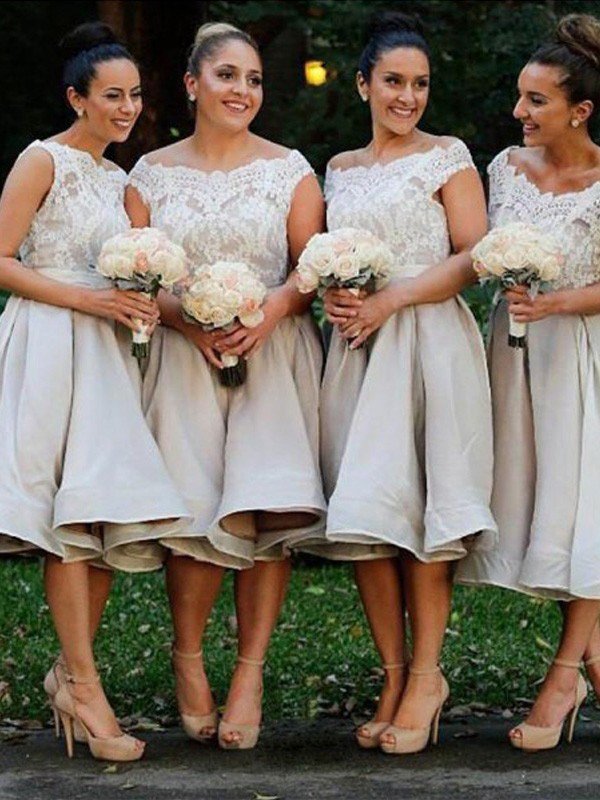 Elegant Off-the-Shoulder Sleeveless Chiffon Knee-Length Bridesmaid Dresses