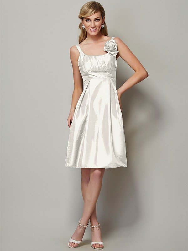 Elegant Straps Sleeveless Pleats Short Taffeta Bridesmaid Dresses