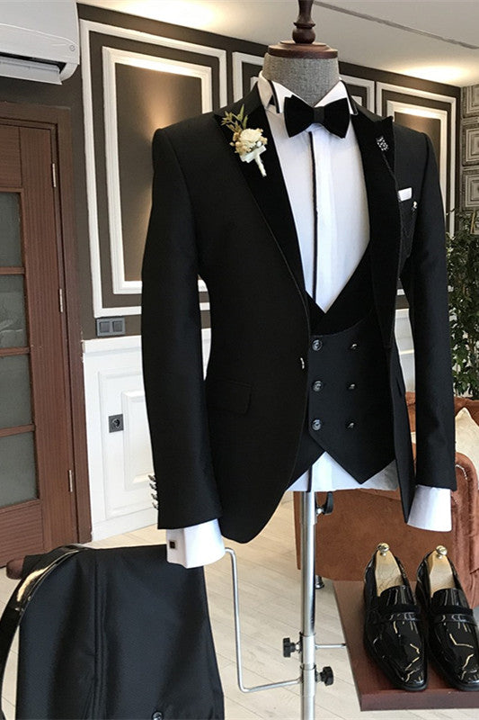 Gorgeous Black Amazing Slim Fit 3-Piece Peaked Lapel Men Suits