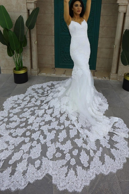 Gorgeous Sleeveless Spaghetti Straps Mermaid Wedding Dresses with Chapel Train