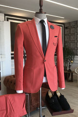 Red Peaked Lapel Slim Fit 2 Flaps Men's Prom Suits