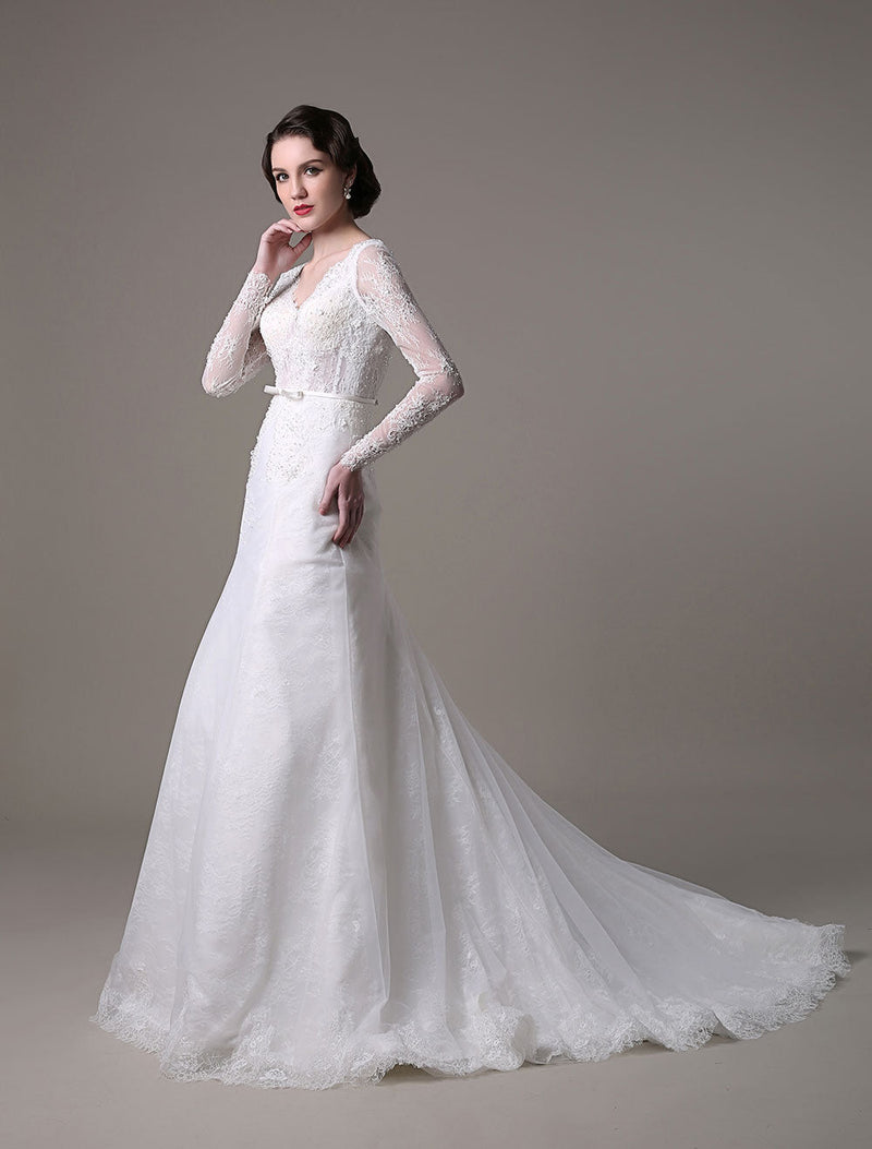 Retro Lace Wedding Dress A-Line With Long Sleeves Pearls Applique And Chapel Train