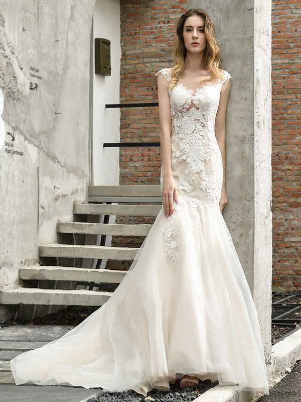Wedding Dress Jewel Neck Sleeveless Lace Bridal Mermaid Dress With Train
