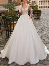 Wedding Dresses A-line Chic V-Neck Half Sleeve Long Lace Appliqued Satin Retro Bridal Gown With Train
