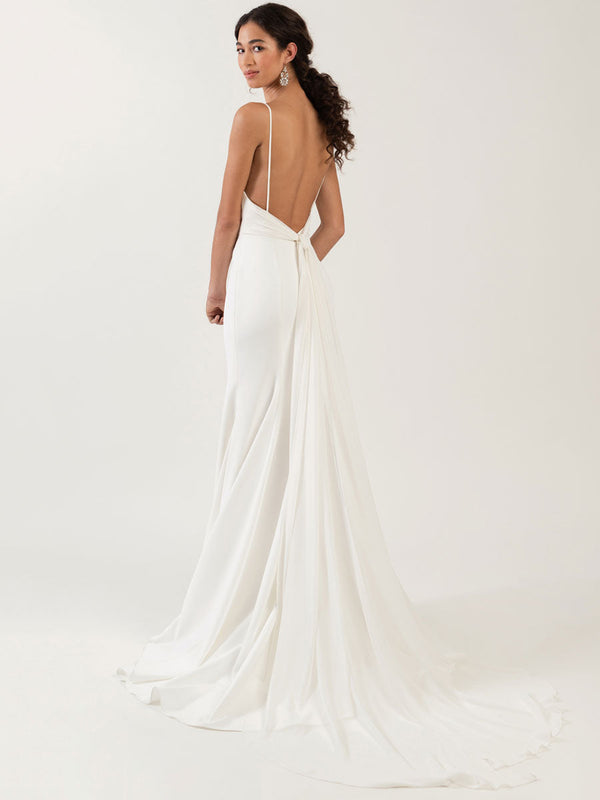 White Casual Wedding Dress Spaghetti Straps Chic V-Neck Sleeveless Ruffles Mermaid Bridal Gowns