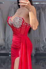 Stunning Red Sweetheart Mermaid Beadings Sheath Prom Dresses With High Slit Ruffle
