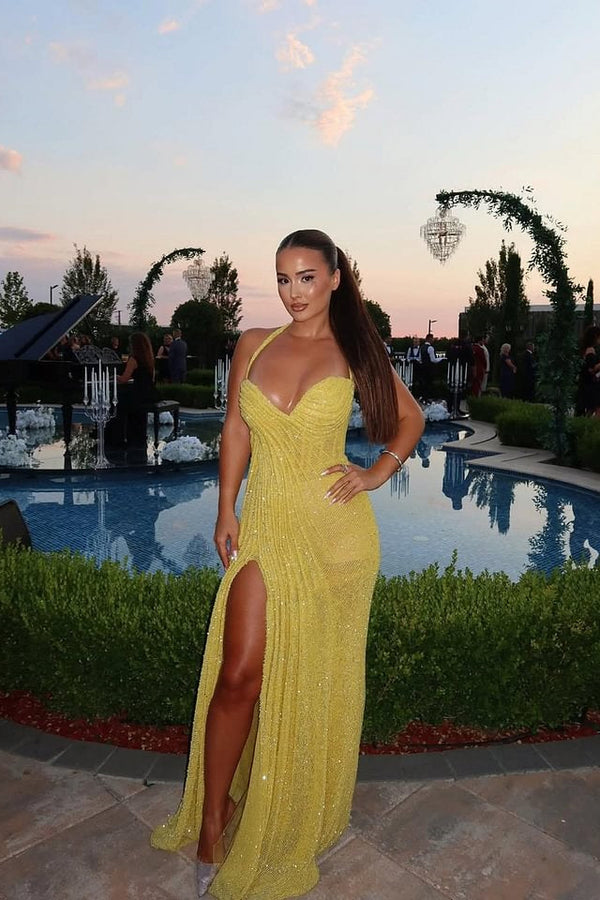 Dazzling Asphodel Yellow Sweetheart Halter Prom Dresses Sequins Sleeveless With Side Slit